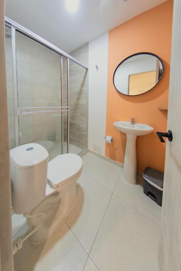 Ventiuna Hotel Y Coliving Pereira Buitenkant foto