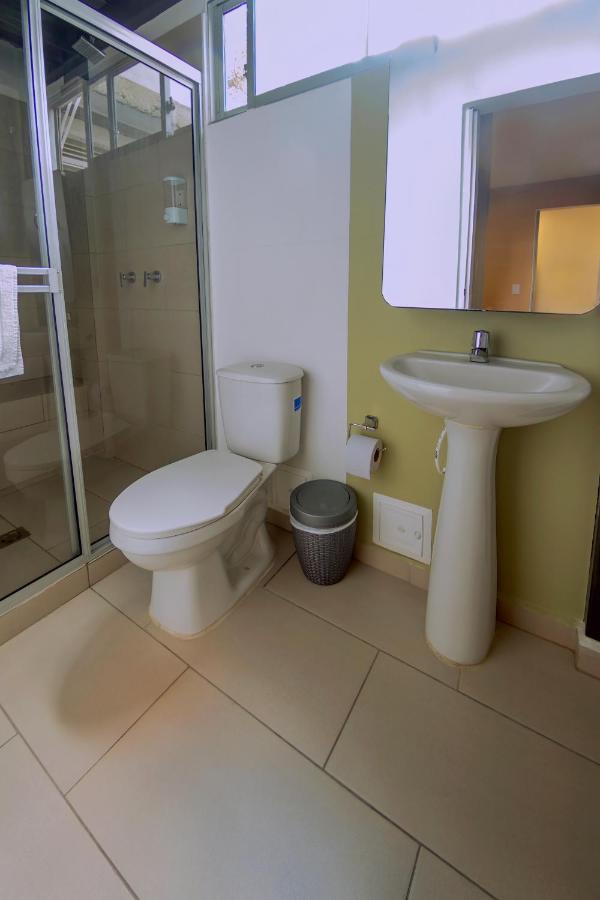 Ventiuna Hotel Y Coliving Pereira Buitenkant foto