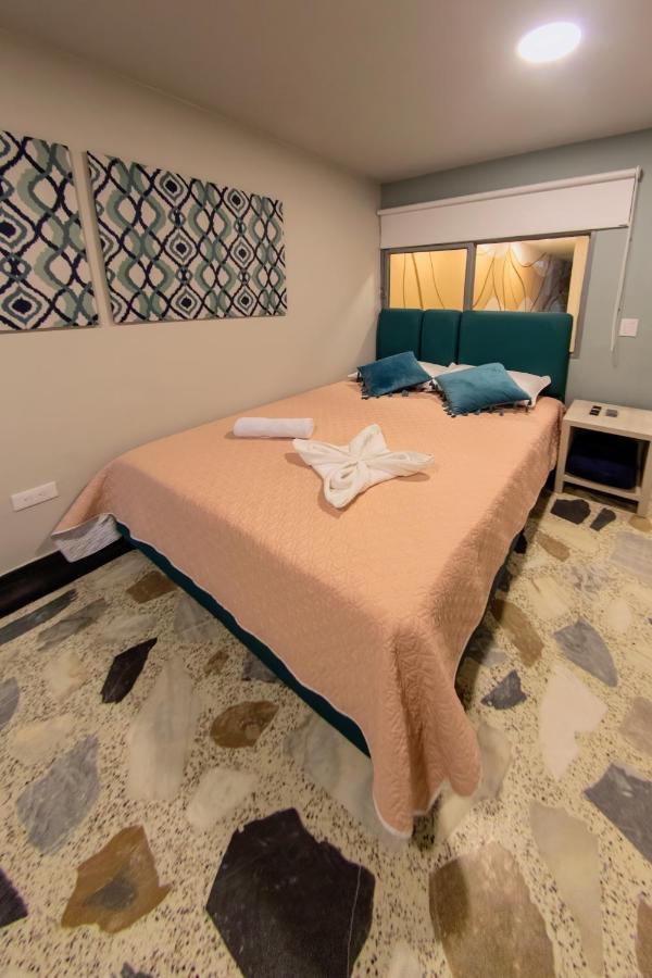 Ventiuna Hotel Y Coliving Pereira Buitenkant foto